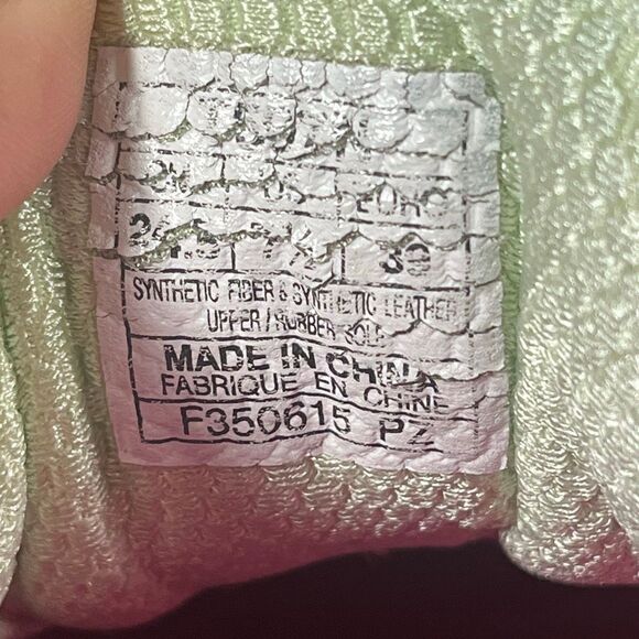 Asics Gel-Kayano 22  Indigo Blue/Pink/Pistachio Running Shoe Sneaker Women’s 7.5 - Picture 8 of 8